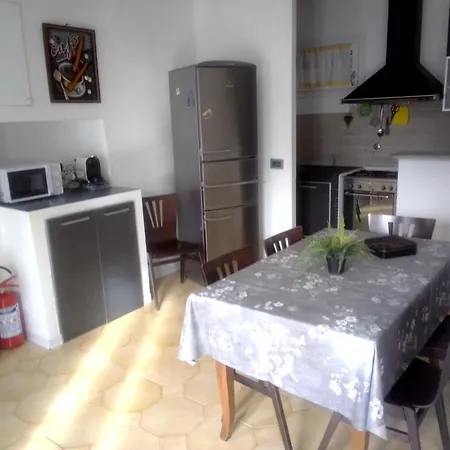 דירה Casa Diana *